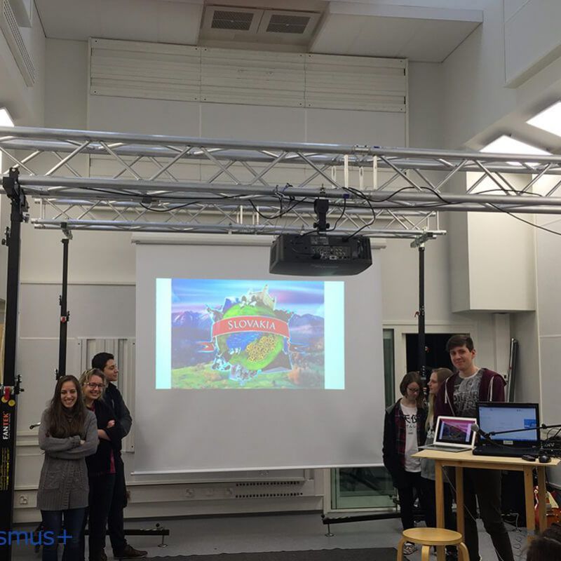 Brahe Erasmus students presenting their work